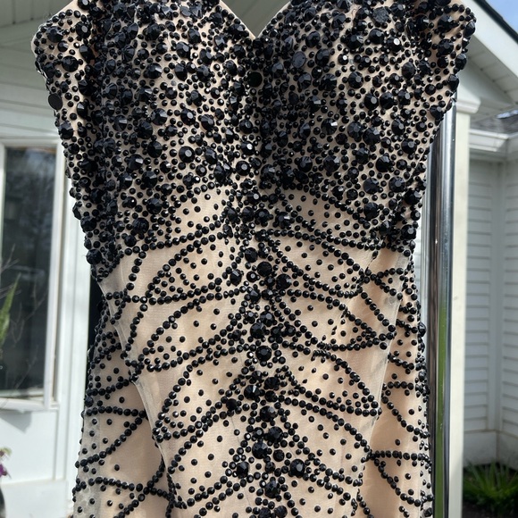 🙌🏻Vienna Pageant Dress 🤎🖤 - Picture 5 of 14